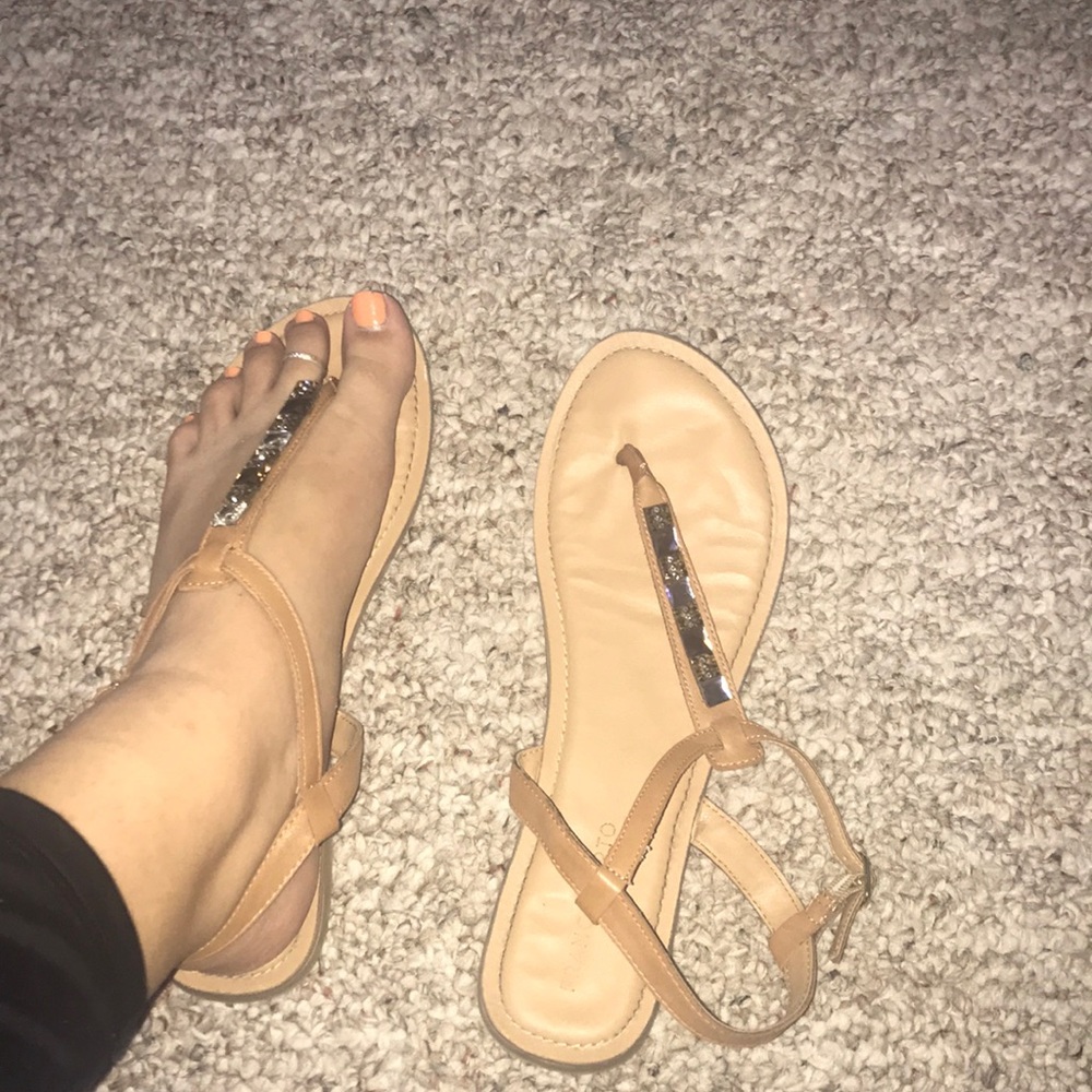 COMFY SANDALS! - Picture 3 of 3